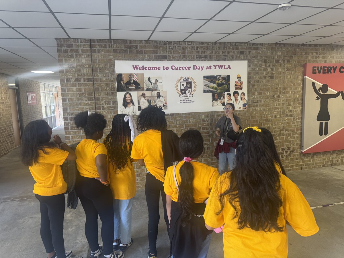 Lisa Kerrigan tweet media