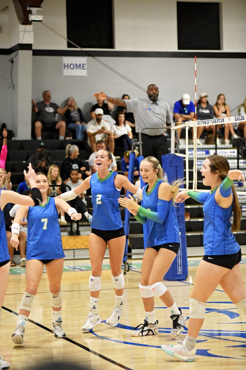 keira_loisel's tweet photo. Area champs down. let's go get regional tomorrow! https://t.co/cvyyT19Kdm