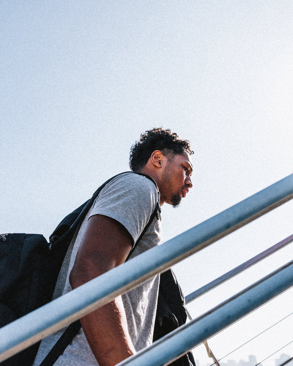AztecFB's tweet photo. Taking the #AztecFAST show on the road ✈️
#AztecFAST 🍢 x #BeTheA1pha 🐺 x #TheClimb 📈
#atmosrewards x #AtmosRewardsPartner https://t.co/T8JBRPaNXr