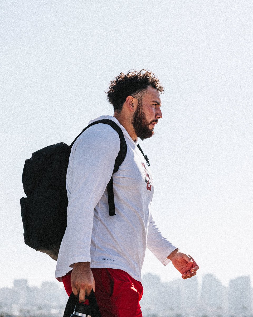 AztecFB's tweet photo. Taking the #AztecFAST show on the road ✈️
#AztecFAST 🍢 x #BeTheA1pha 🐺 x #TheClimb 📈
#atmosrewards x #AtmosRewardsPartner https://t.co/T8JBRPaNXr