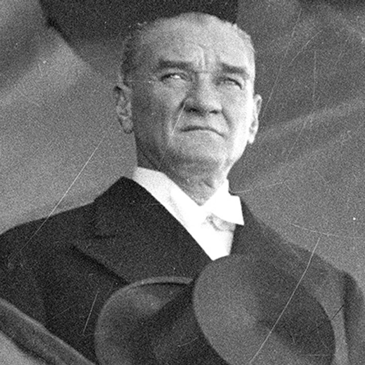 Cumhuriyetimizin kurucusu Mustafa Kemal Atatürk için 10 Kasım'da Kocaeli genelindeki tüm camilerde Mevlid-i Şerif okutulacak.