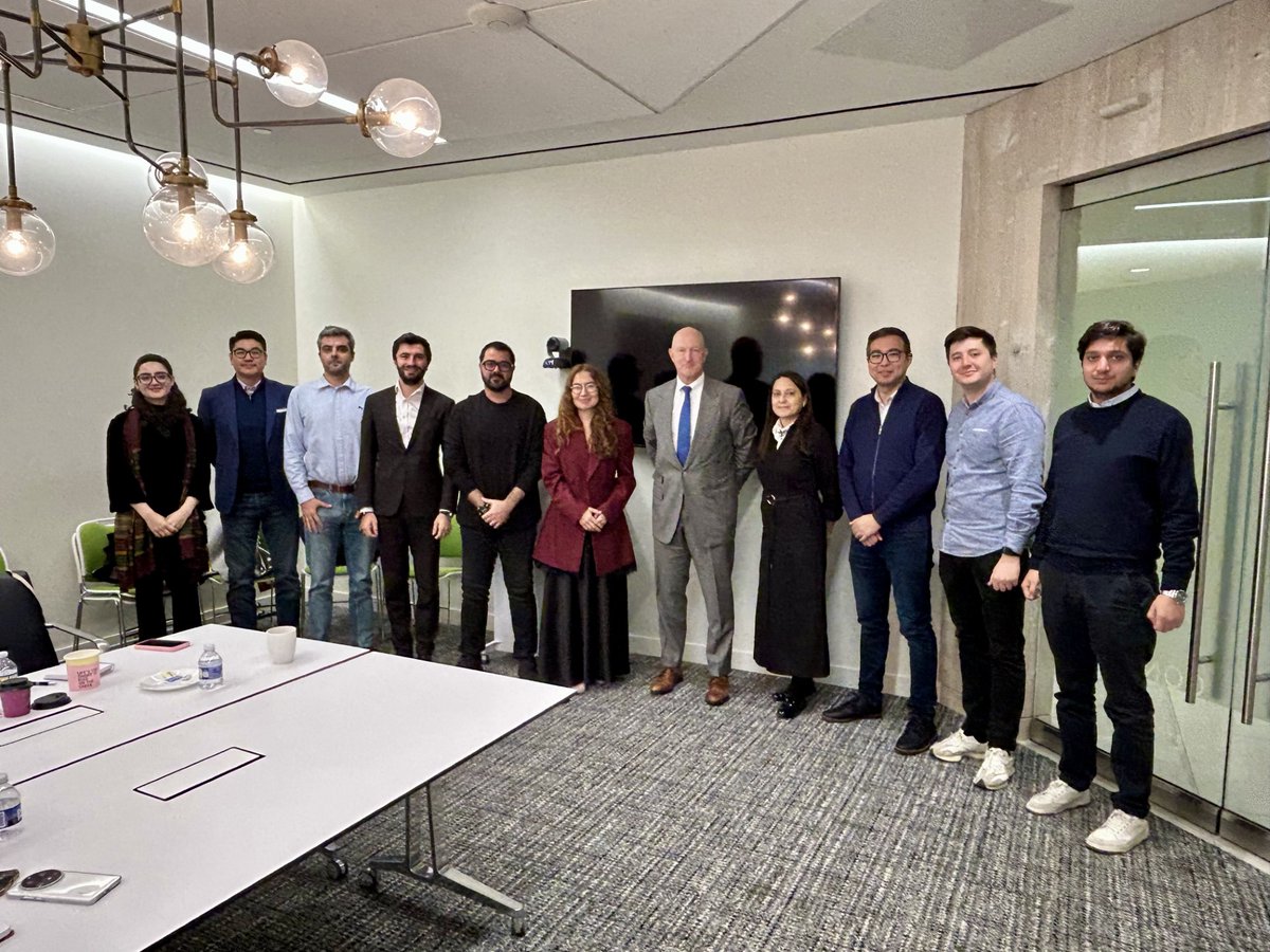 RumsfeldFoundtn's tweet photo. Last week we wrapped up our Fall #CAMCA Fellowship! Fellows met with @IanBrzezinski, @jdcrouch2, @caspiancenter, @thetimesoca, @g_strategies &amp; more. Grateful to all the leaders &amp; orgs who made this great session possible! https://t.co/RjTLZegXet