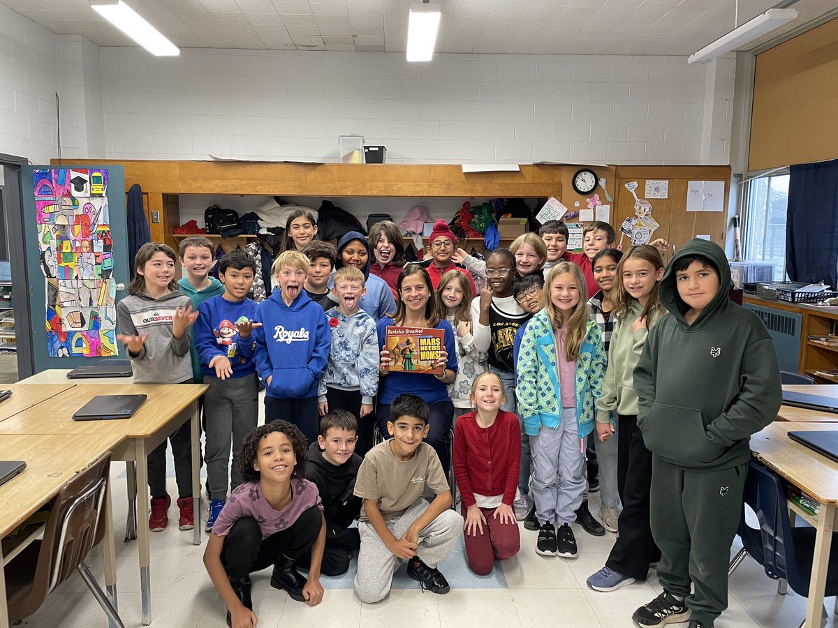 Shout out to the Grade 4’s @ St. Rose school for starting my day off on the right foot. Great questions kids. Keep being curious! <a href="/WECDSB/">WECDSB</a> #readathonfun