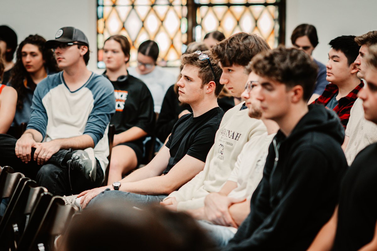 ProvidenceCC's tweet photo. Dr. Eric Watkins of @MidAmericaSem spoke at @ProvidenceCC on “Where Do Missionaries Come From?”—challenging students to share the Gospel wherever God calls them. 🎧 https://t.co/cSKYhho1hf
#Chapel #Missions #ProvidenceChristianCollege https://t.co/oJ7NLFNWfi