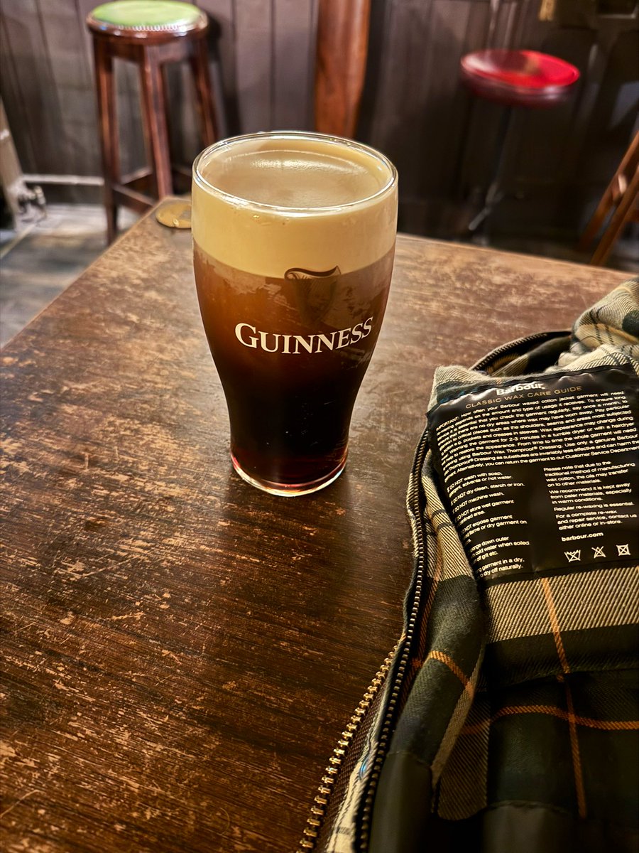 Paseando por Cambridge me he dado cuenta de mi verdadera vocación: hijo mediano de familia aristocrática, sin responsabilidades, sin ataduras, con una fortuna y margen para excentricidades, estudiando (sin agobios) alguna carrera sin salidas laborales. Como egiptología.