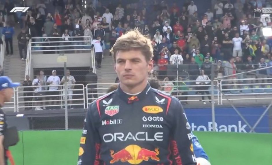 33stappen's tweet image. está a punto de cometer un crimen de odio o matarse