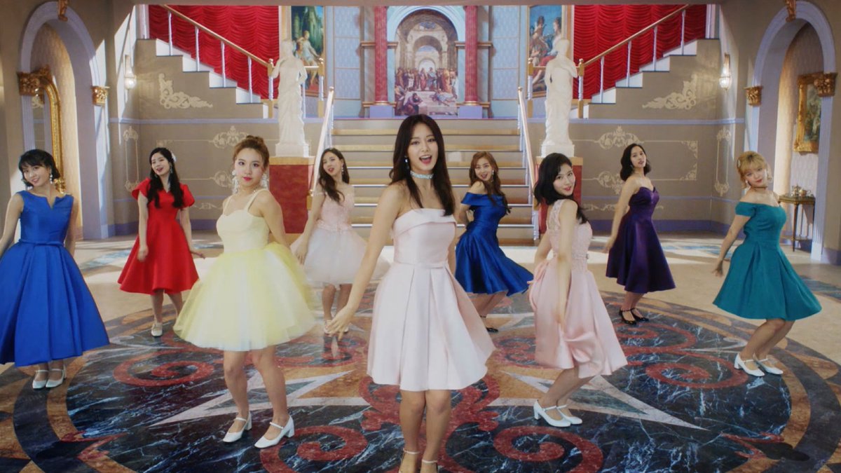 TWICE Charts tweet media
