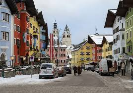 DanielHighet's tweet photo. Anyone who's ever skied Kitzbühel knows this is a false binary. https://t.co/MrKFLezxVN
