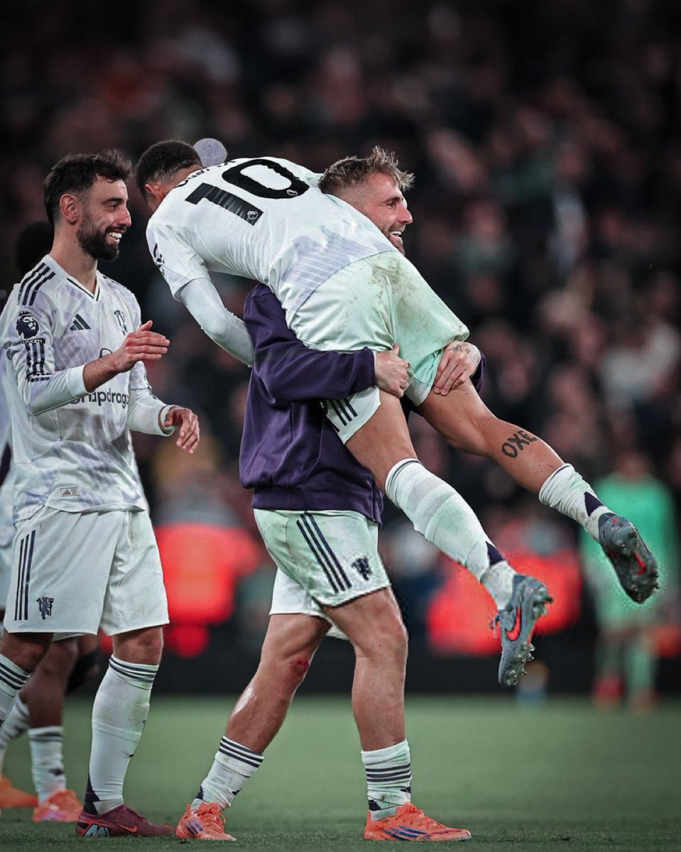 UtdBloke_'s tweet image. Late night gain, are you a small account and want to find mutuals?

Drop your handles let&apos;s follow you immediately, following back the first 50 rts.