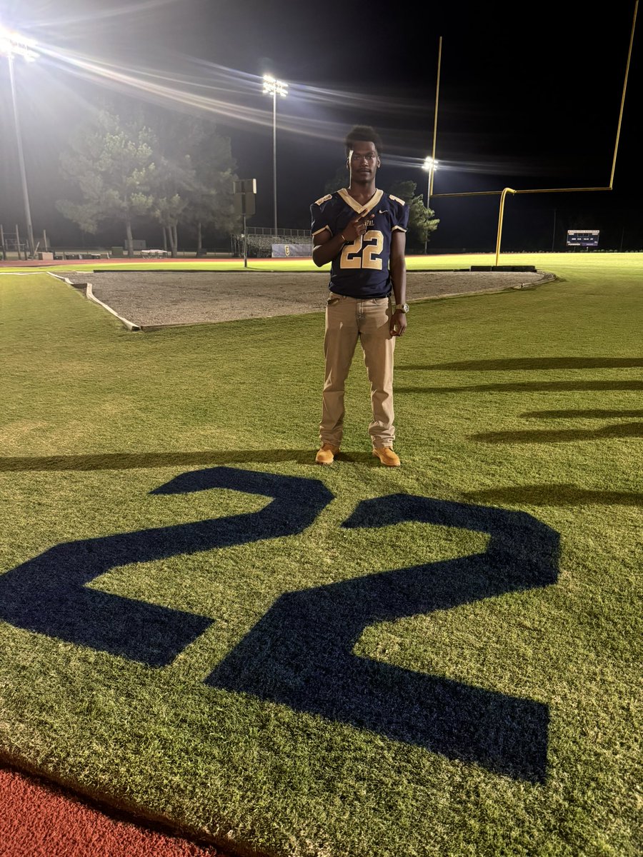 taj_datme's tweet image. Senior Night Tonite….. #big22 
Last Regular Szn Home Game 🥹
Goin Out Wit Bang!!!! ‼️🧨 #itsUp