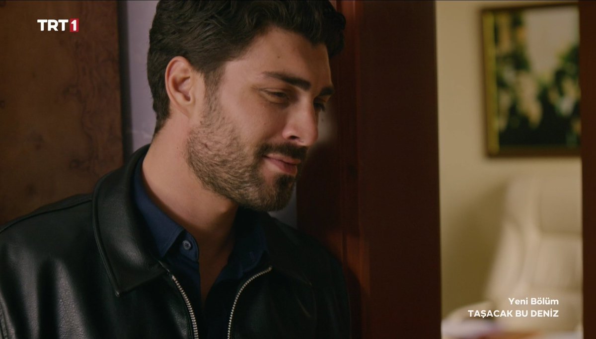 Ay bu çocuğa partner getirin yoksa yazık olucak Eleni olmaz 
#tasacakhabudeniz