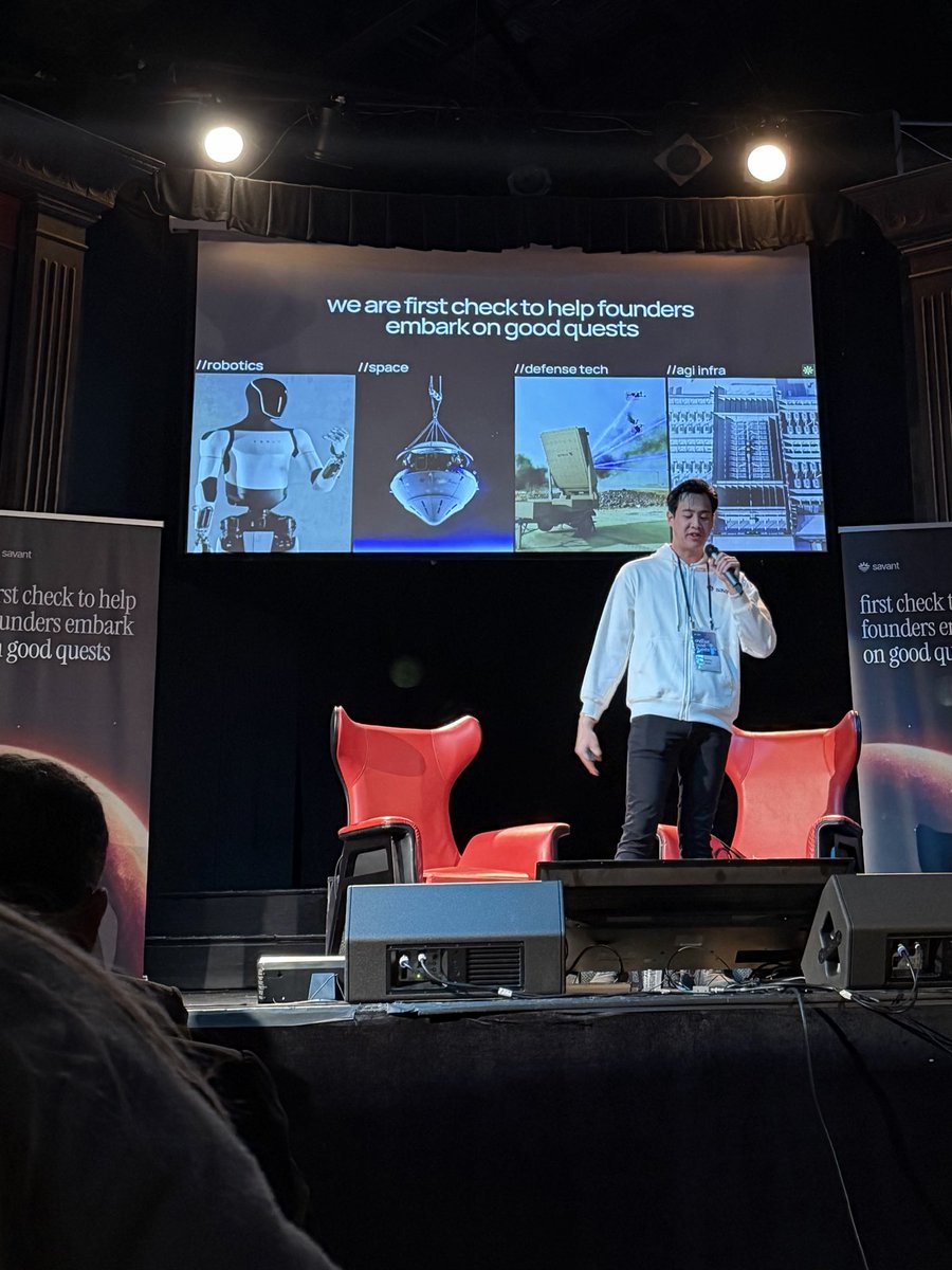 Yezhisai tweet media