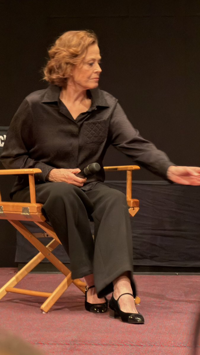 mulderville's tweet image. Actuellement à la masterclass de #SigourneyWeaver à la @cinemathequefr
