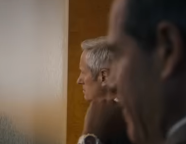 Is that Howard fucking Hamlin??? 😭😭😭