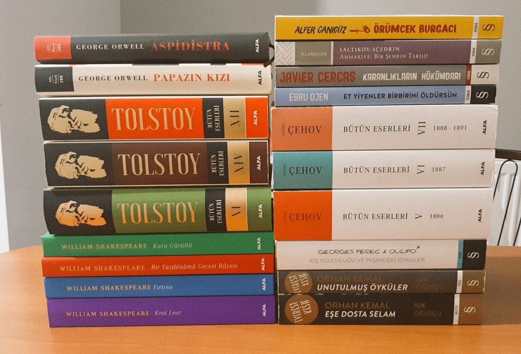 tylnbulut's tweet photo. Benimkiler de geldi, özellikle Shakespeare'lerin bu kadar kaliteli olmasına sevindim 🤩 @alfakitap @EverestKitap @tamadrescom https://t.co/aK0mtGSBBo