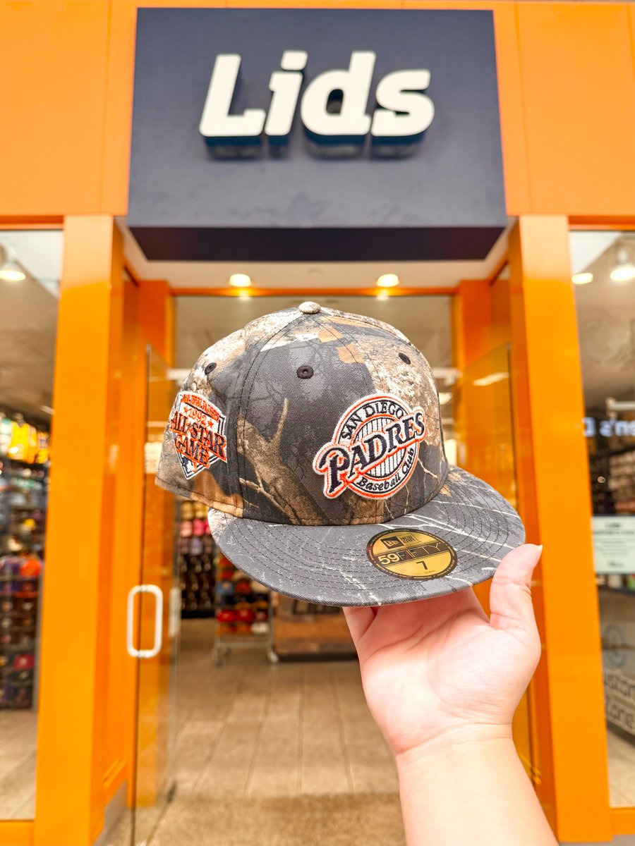 Parkway_Plaza's tweet image. Need a new hat? 🧢

Stop by the Lids store here at 📍 Parkway Plaza and add to your collection!

@lids 
#visitparkwayplaza #lids #NewCap #NewHat