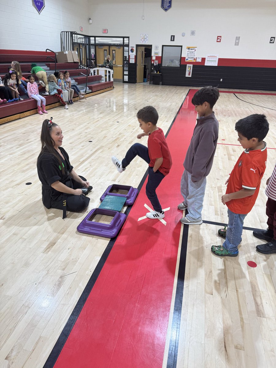 Mrs. Mackenzie Marler tweet media