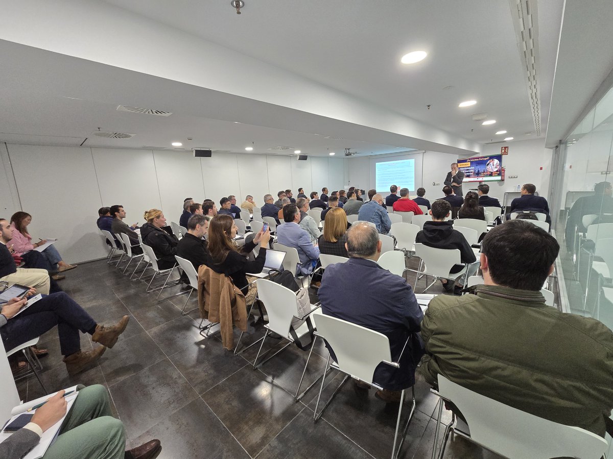 masmagin's tweet photo. 🇵🇹🇪🇸 JORNADA OPORTUNIDADES EN EL MERCADO TRANSFRONTERIZO
Hoy hemos celebrado en las instalaciones de IFEBA una enriquecedora jornada dedicada a las oportunidades de negocio y colaboración en el ámbito transfronterizo entre España y Portugal.
#IFEBA #Badajoz #EspañaPortugal https://t.co/0ktEkzgEWv