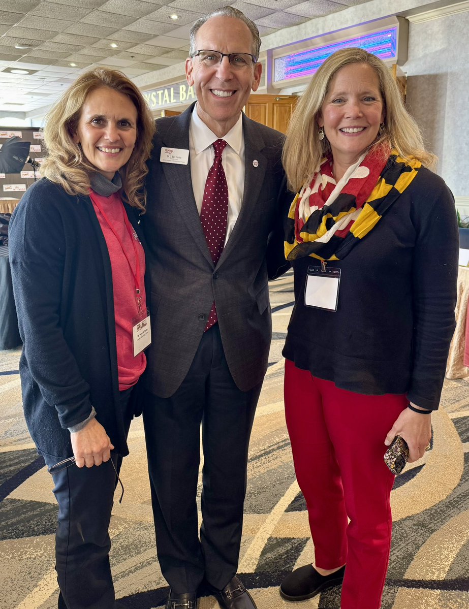 efranksnaesp's tweet image. A jam-packed day of outstanding professional learning sessions and networking opportunities at #mdunited25. Special thanks to @Maespmd Executive Director Christopher Wooleyhand for the invitation to attend. @NAESP