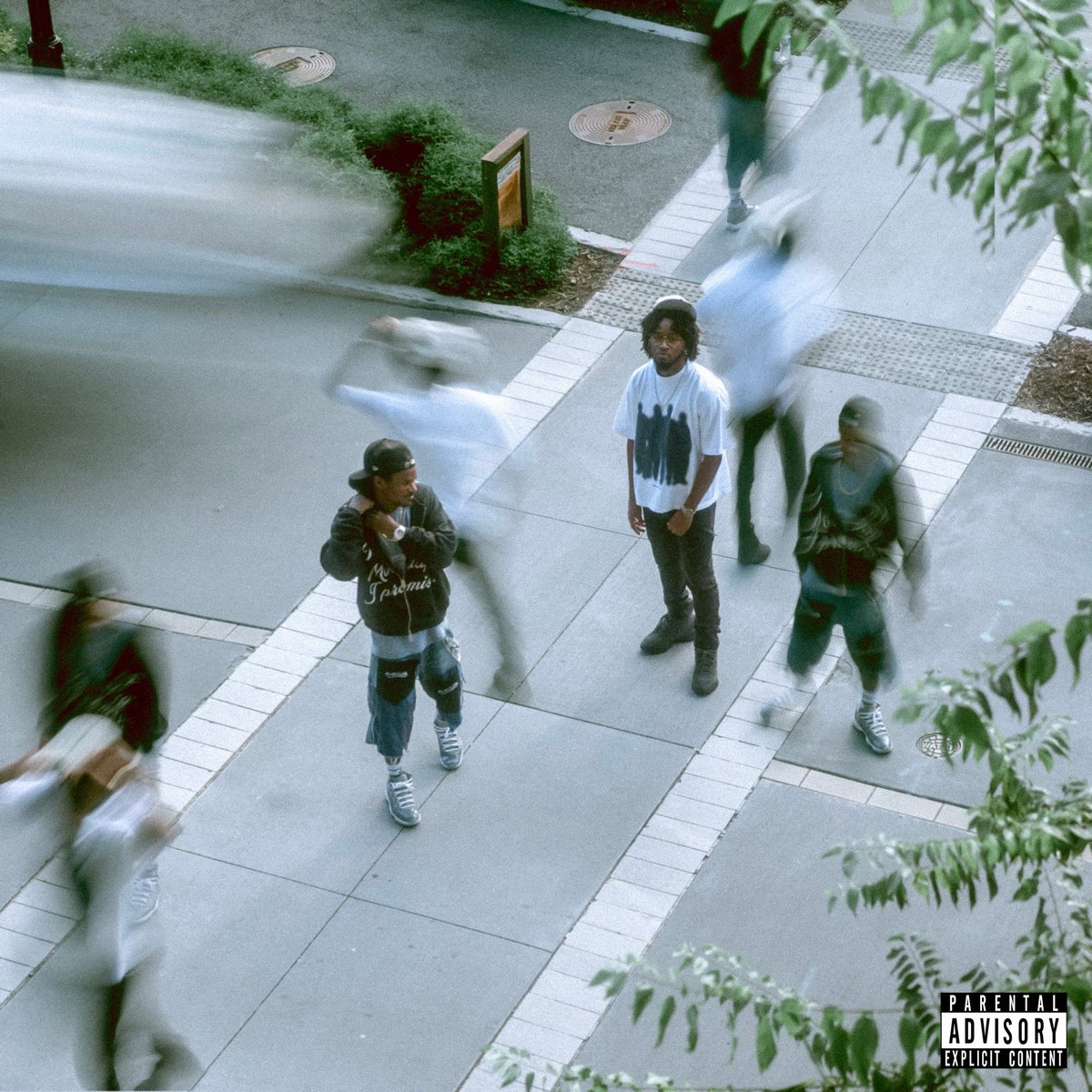 BrandoBlu's tweet image. dropped some fye today w/ @_crjay . 
30 SUMN inna app near u ! ⛽️