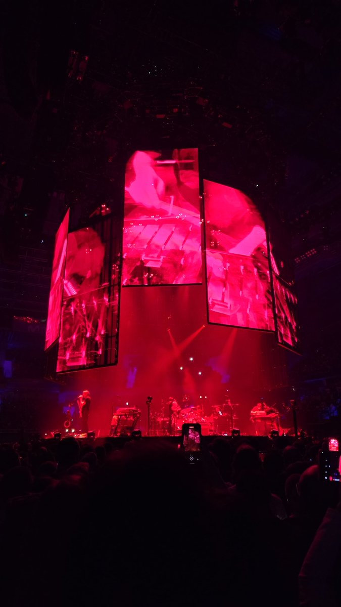 Rafa Marchena (@mrhiperbole) on Twitter photo 