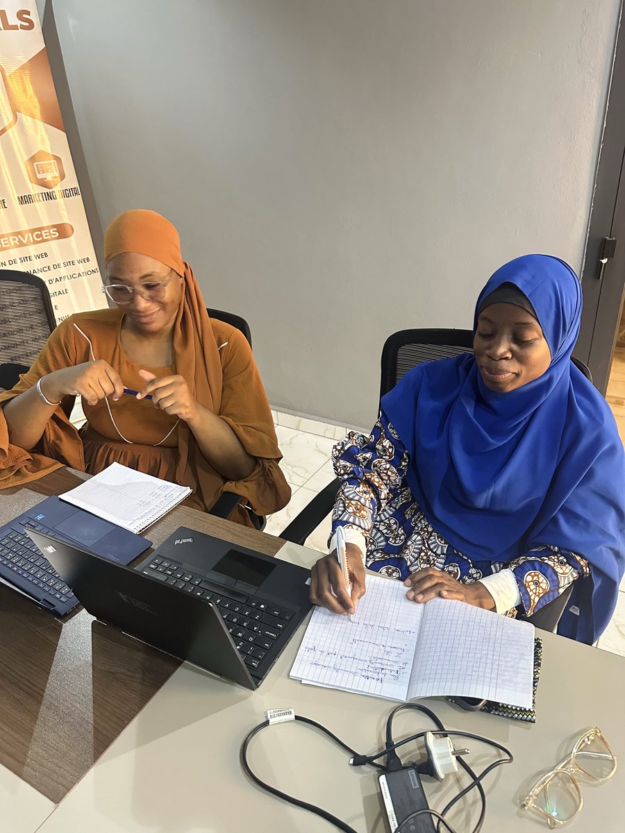 2dDigitals's tweet image. Chez 2D Digitals, nous formons la nouvelle génération d’acteurs du digital.

Aujourd’hui, place au Community Management : marketing, réseaux sociaux et soft skills pour mieux communiquer et se démarquer. 

#2DDigitals #Formation #CommunityManagement