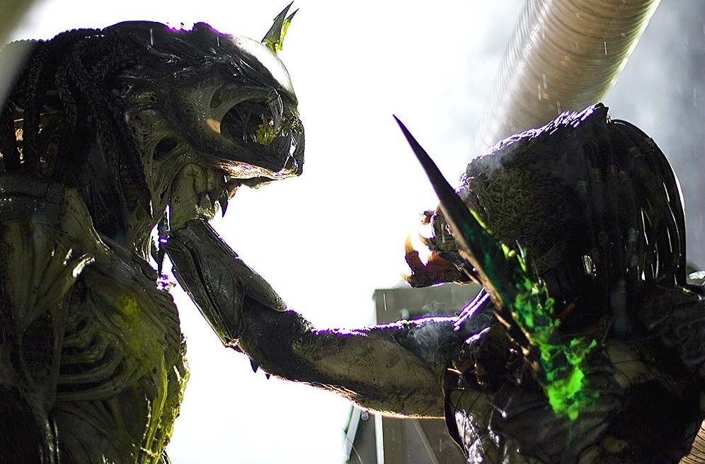 Alien_Theory's tweet image. Wolf and Chet face off - Aliens Vs Predator: Requiem (2007) behind the scenes