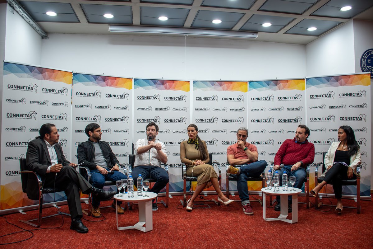 El panel, donde participaron: <a href="/binance/">Binance</a>, <a href="/UCA_Oficial/">UNIVERSIDAD CATÓLICA ARGENTINA (UCA)</a>, <a href="/ITMasterCursos/">ITMaster Academy 🎓</a>, <a href="/BitcoinAR/">ONG Bitcoin Argentina</a> y <a href="/gcba/">Buenos Aires Ciudad</a> resaltó que la 💸 Inflación, 🚫 las restricciones cambiarias y 💰la búsqueda de libertad financiera impulsan un auge cripto en la región. 🧵👇