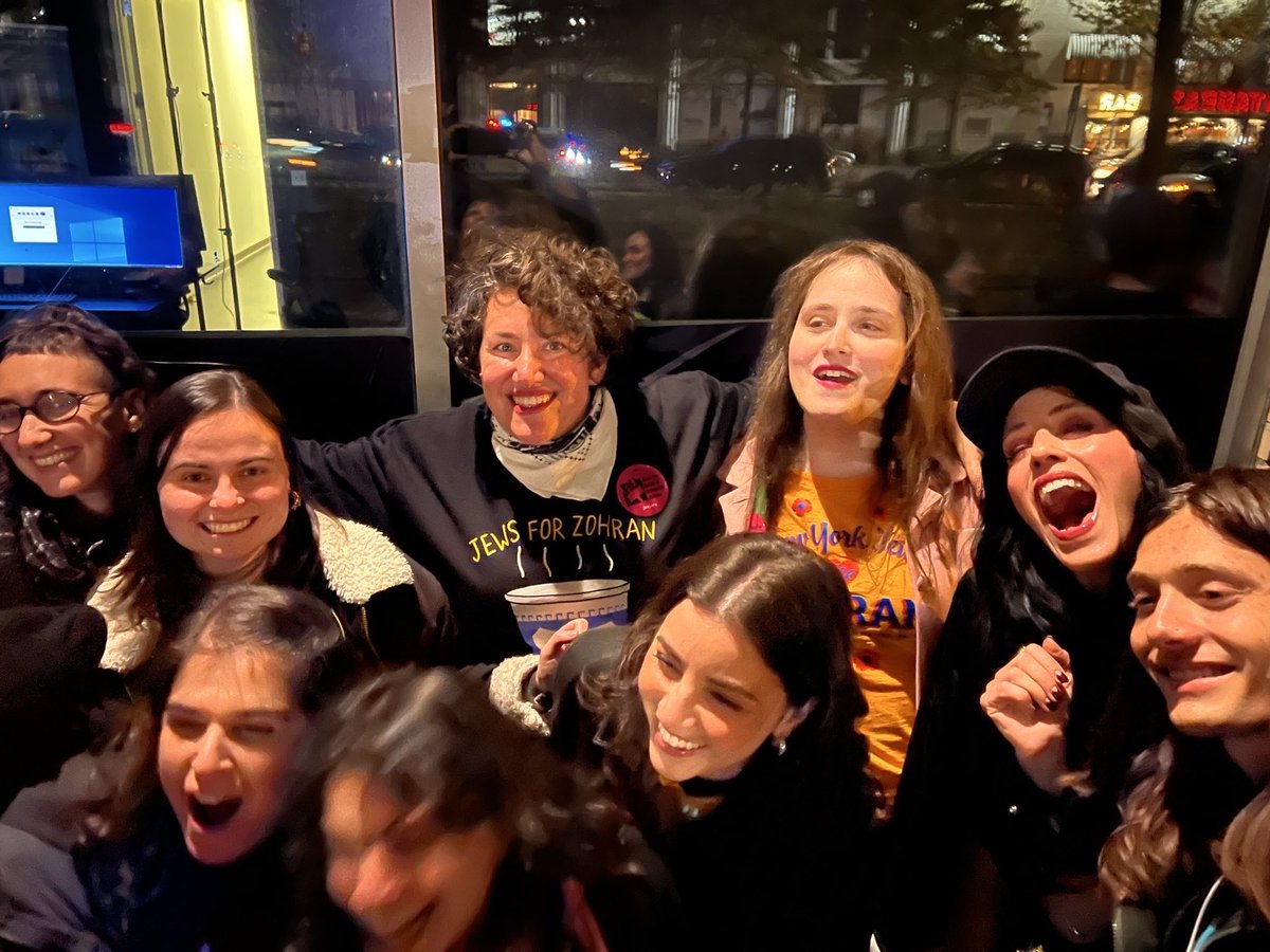 JFREJNYC's tweet photo. We are still kvelling over this incredible week!! It was beautiful to see what can happen when New Yorkers are able to join together &amp; defeat billionaires, choosing a candidate with a real love for our city &amp; communities over a candidate whose platform was based purely on fear. https://t.co/b24WchOmwD