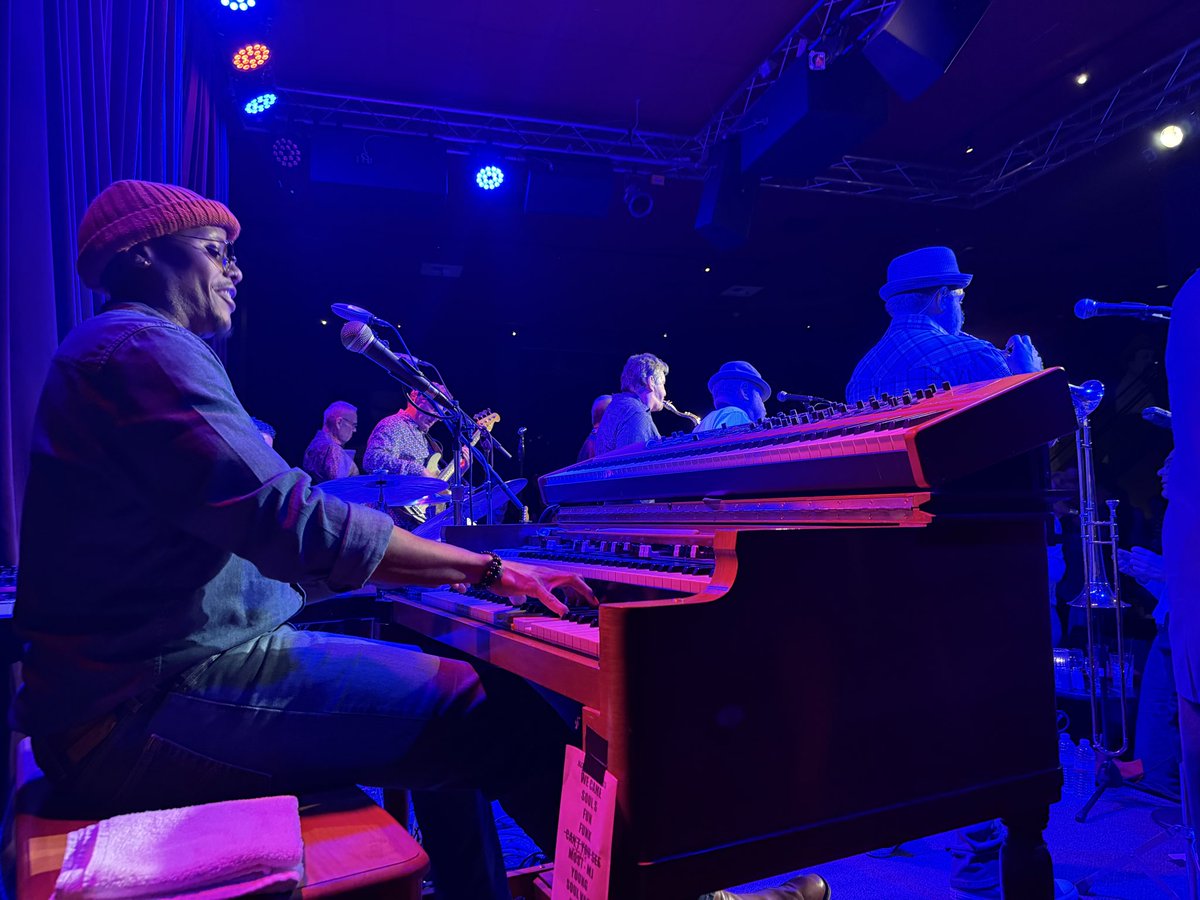 Hillel 🏳️‍🌈 (he/they) tweet media