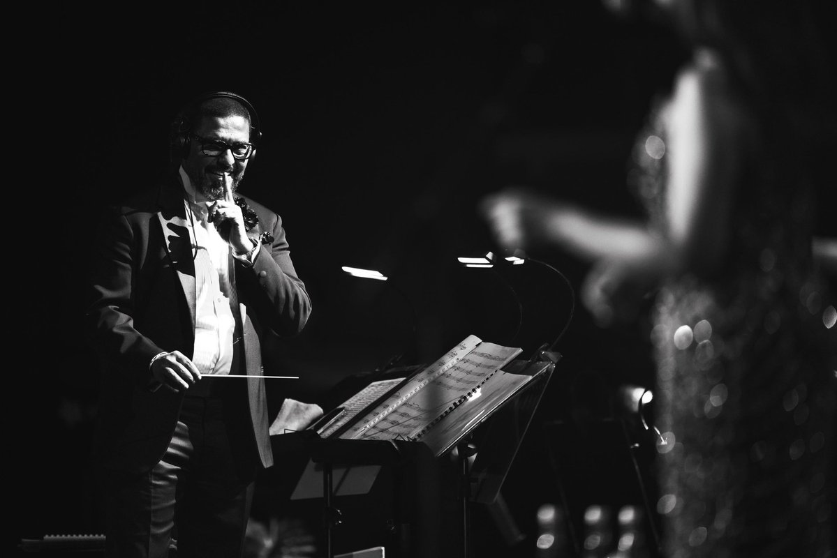 ليلة أنغام في موسم الرياض كانت استثنائية بكل تفاصيلها 🎶
شكرًا من القلب للفرقة الموسيقية المبدعة والجمهور الرائع الذي صنع السحر بحضوره❤️