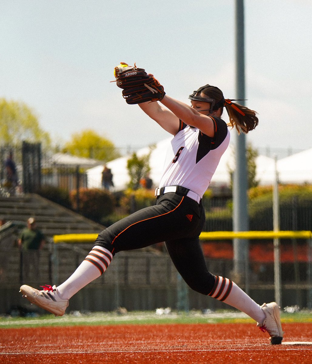 IdahoStateSB's tweet photo. Happy birthday to sophomore pitcher, Megan Meracle! We hope your day is filled with joy!

#RoarBengalsRoar https://t.co/YAD9rsQyMR