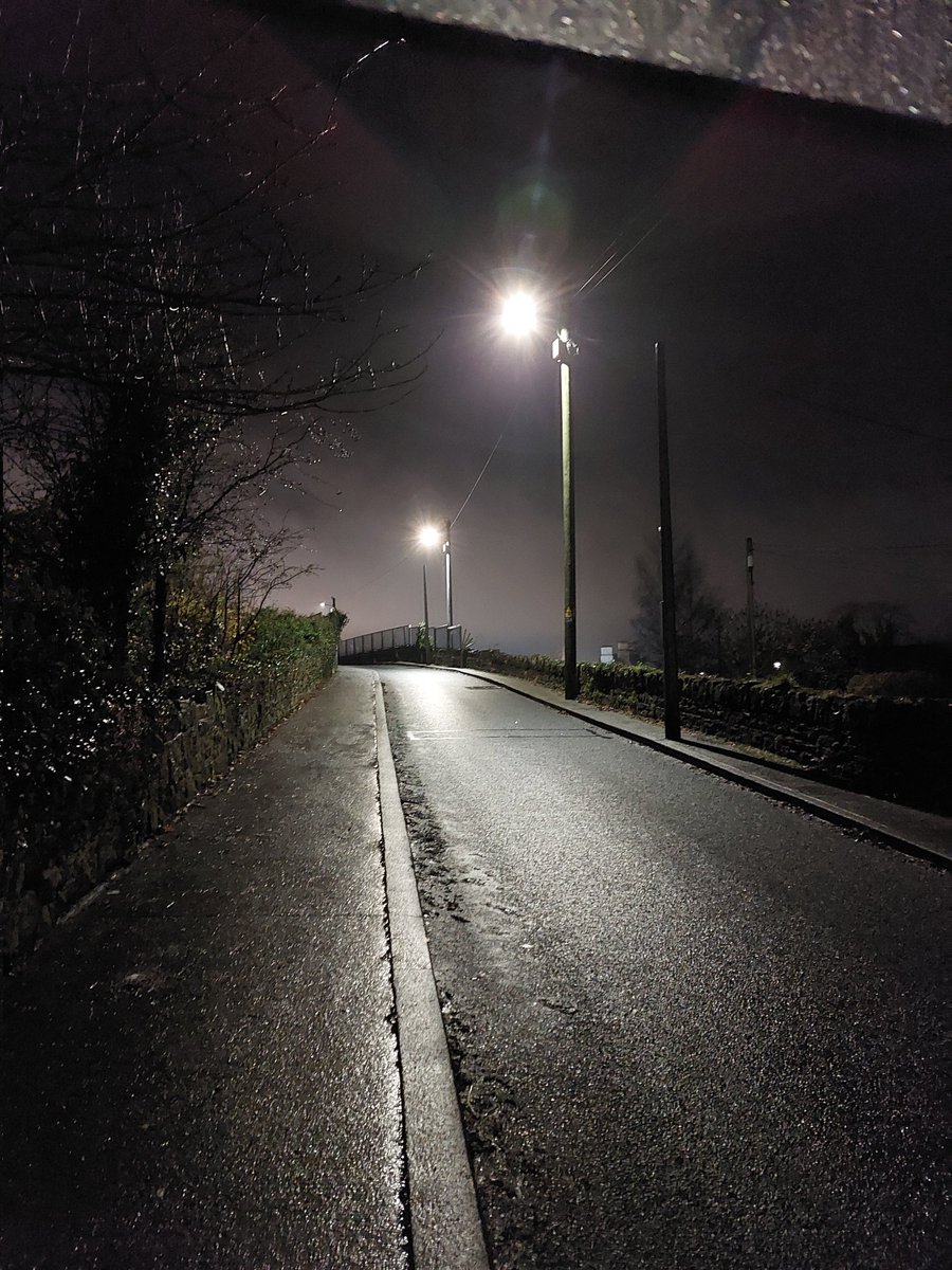 WildersLiz's tweet photo. #Day300🥳 of #Day1770
#100daysofwalking
#200daysofwalking
#300daysofwalking
#365daysofwalking
#round5crew #MentalHealthAwareness #November2025
TGIF 🎉 🥳 Damp evening ,but still mild https://t.co/7dDSmkAOex