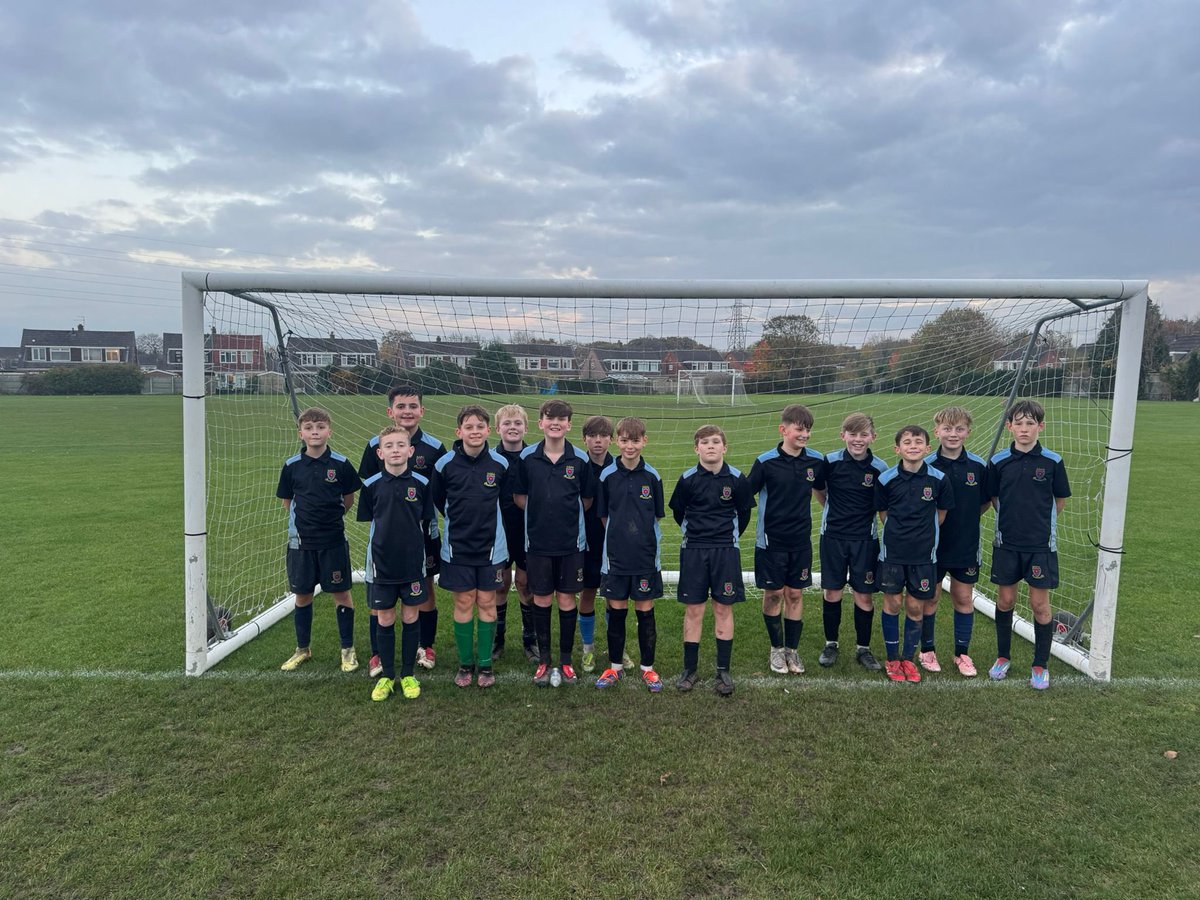 DLSPEDept's tweet photo. 🚨 SCINTILLATING 🔥

Well done to our y7 footballers who won 8-1 in the county cup last night with a faultless performance.

Robert E ⚽️⚽️⚽️
Adam G ⚽️⚽️
Kyle W ⚽️⚽️
Oliver P ⚽️

PoM:
⭐️ Robert E https://t.co/1kon7K0DaO