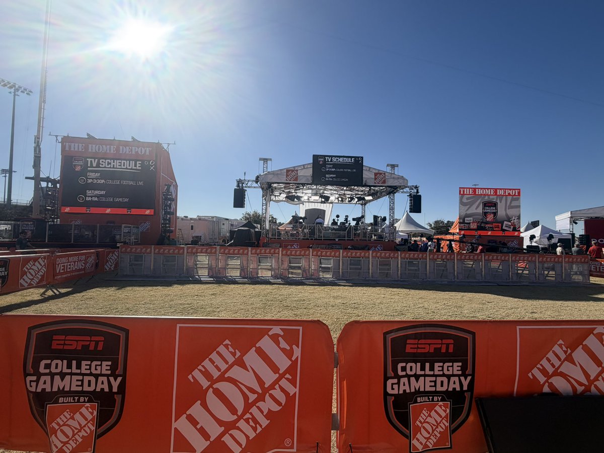 JackiePhDinlove's tweet image. Let’s GOOOOOOO!! #WreckEm #TexasTech