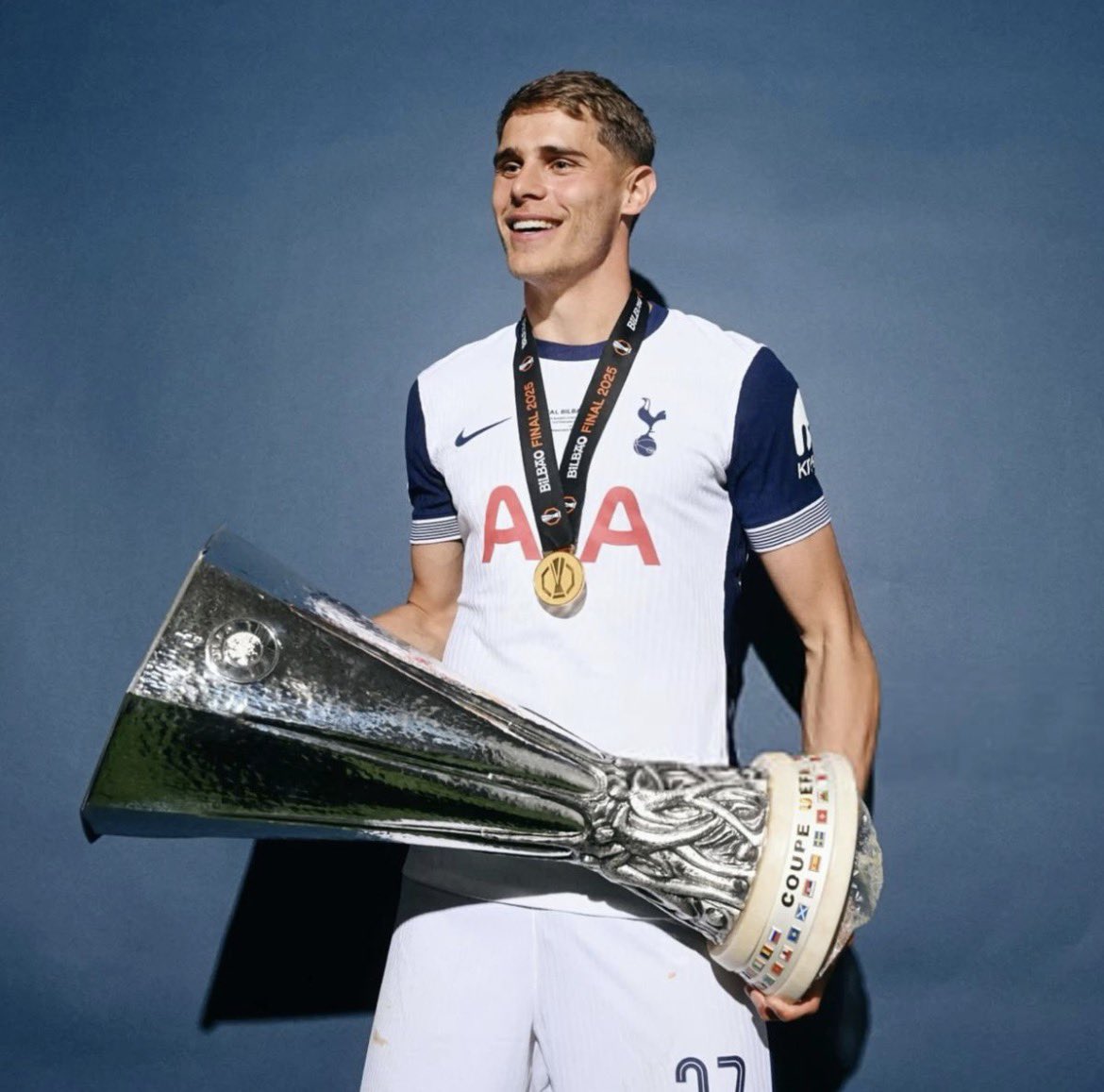 THFC_News1's tweet photo. On their day which one are you taking to drop you a 10/10 performance? 🥇🌟

#COYS | #Spurs | #Tottenham | #TottenhamHotspur | #thfc  🤍🐓 https://t.co/XCu47Nn6Yq