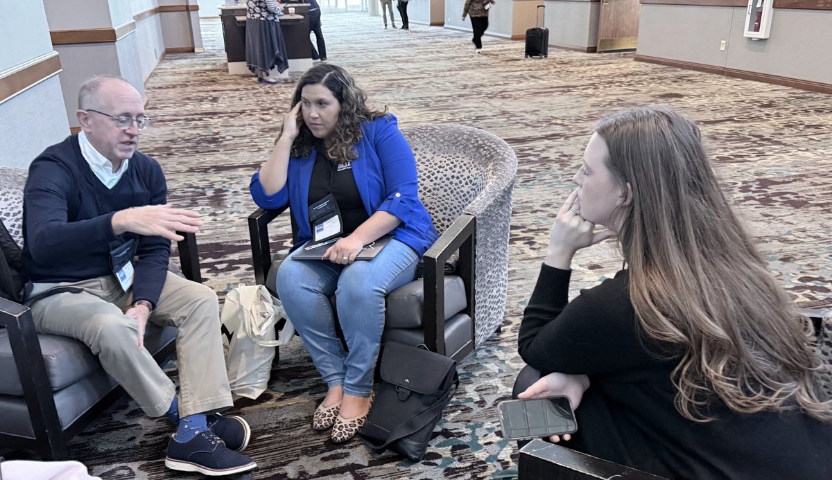 DISDSocStud's tweet image. TXCSS was incredible! From cutting-edge research to collaborative ideas, we’re focused on student-centered learning that drives academic success and equips students to shape the future of our society. 💡 #SocialStudiesMatters #TXCSS2025