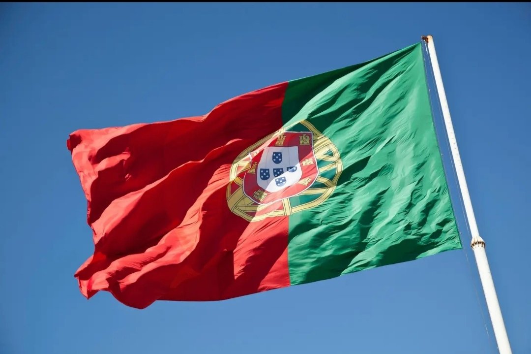 AD propõe ao Governo que estude forma de trazer pensionistas emigrantes de regresso a Portugal.
"Em matéria fiscal avaliar a criação de um regime fiscal aplicável aos rendimentos de pensões auferidas por emigrantes da diáspora portuguesa em países estrangeiros.