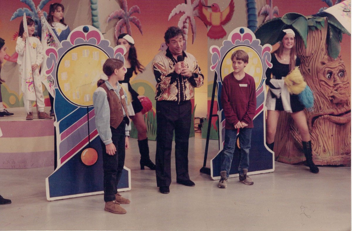 mxicart's tweet image. Los niños de los ‘80 y los ‘90 crecimos viendo Cacho Bochinche los sábados de mañana, queriendo participar de sus juegos, y nunca tomar Fanta con Pelusita