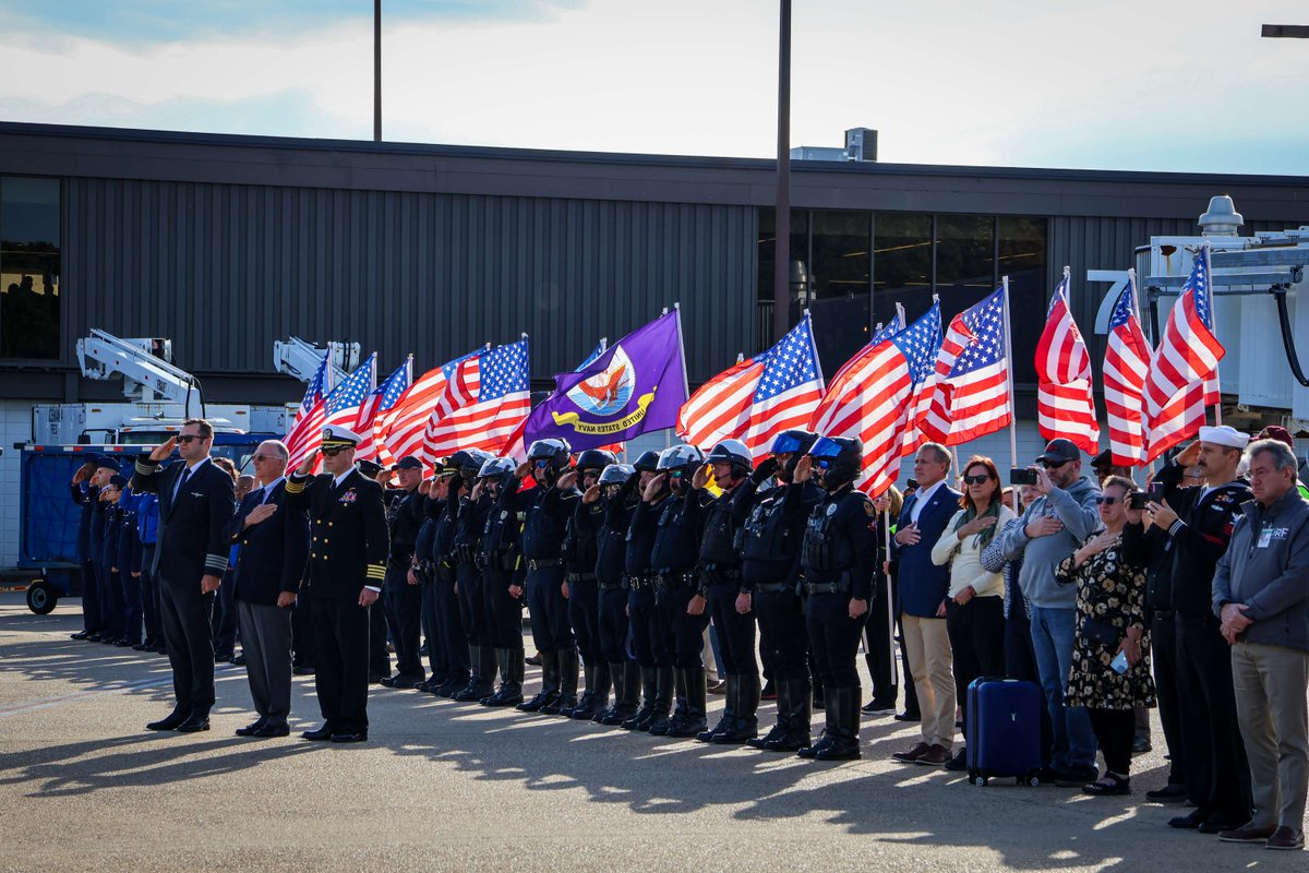 FlyORF's tweet image. After 57 years, U.S. Navy Capt. Thomas E. Scheurich has finally returned home. Capt. Scheurich was lost in 1968 during a Vietnam War mission and was identified by the Defense POW/MIA Accounting Agency in April 2025. His sacrifice will never be forgotten 🇺🇸 @AmericanAirlines