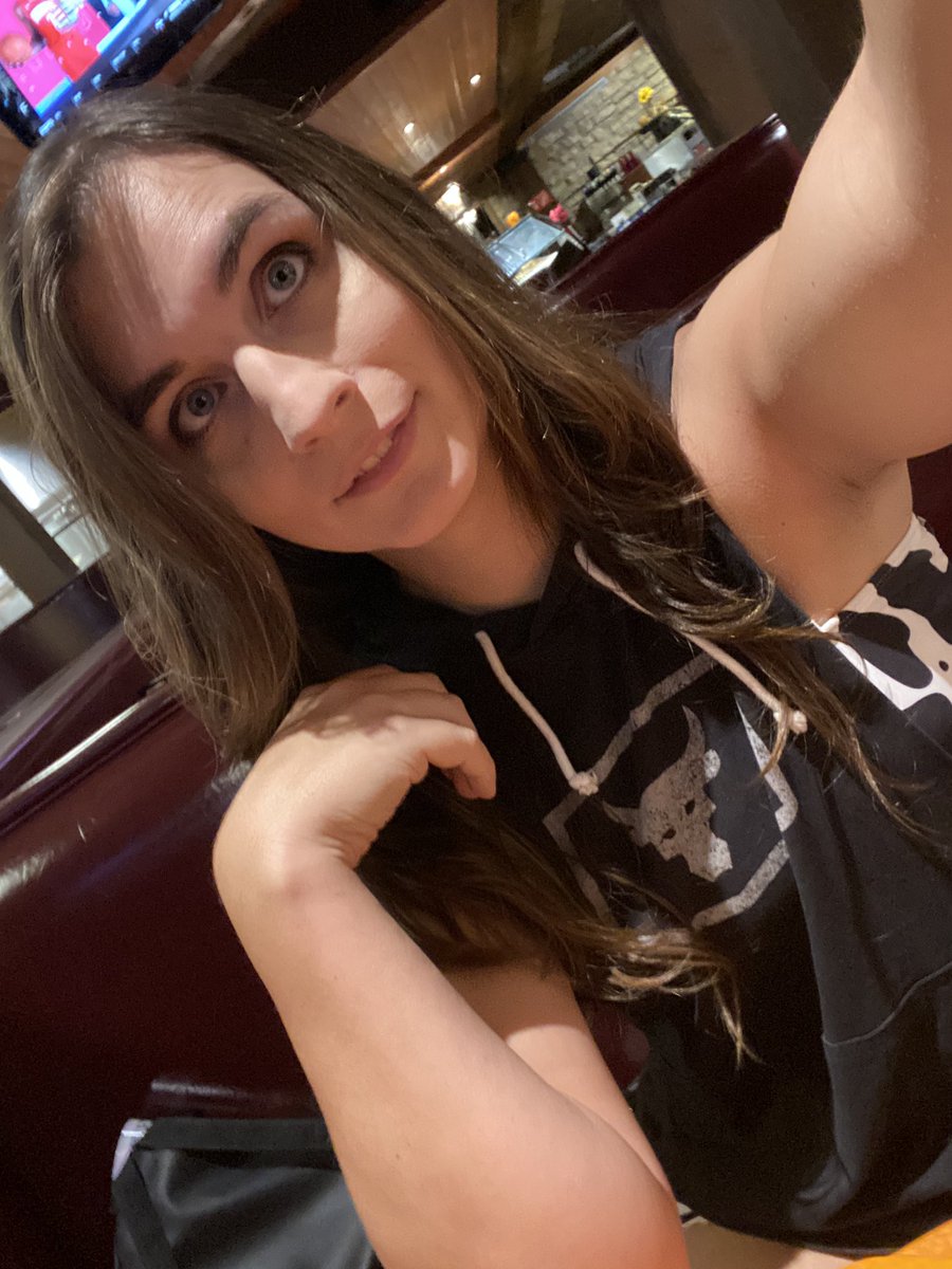 Oh I’m at Aquatifur this year btw lemme know if you wanna say hi or whatever