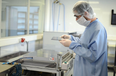 Fortec US’s VacuBond® optical bonding enhances touchscreen and TFT display performance, eliminating reflections, improving readability, and boosting durability.

🔗 Learn more about optical bonding: fortec.us/optical-bonding