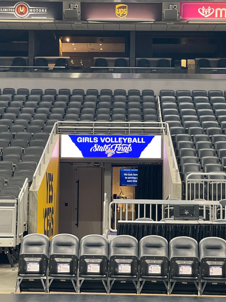 IHSAAtv's tweet image. More photos from Gainbridge Fieldhouse as we prepare to crown four @IHSAA1 Girls Volleyball State champions! Join us tomorrow starting at 11am ET/10am CT! Get tickets on IHSAA.org! #HighSchoolVolleyball #IndianaVolleyball #vb