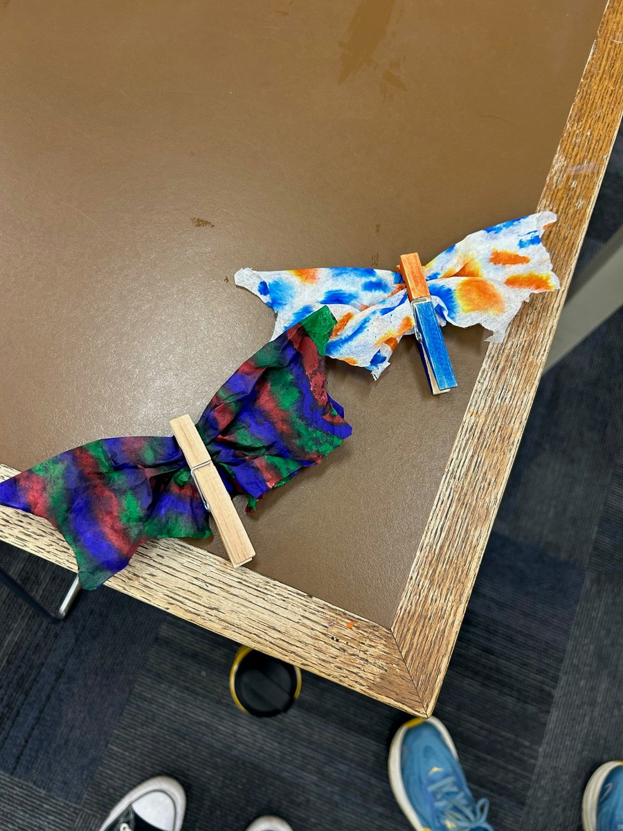 BECLibrary's tweet photo. We've been having so much fun at Art Corner! 🎉 Visit us next Tuesday from 4 PM to 5 PM for some crafts. https://t.co/rKGB5MRdK1