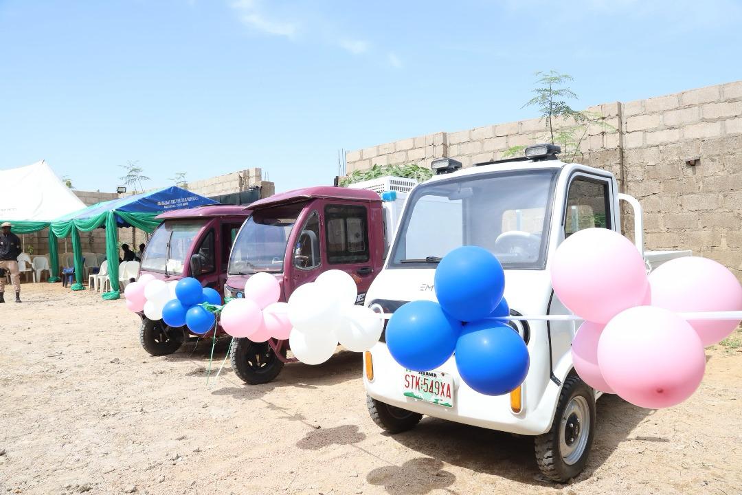 MataZalla's tweet photo. The #MataZalla Smart Agro Cargo Project has officially launched! 🚛🌿
Empowering women, promoting climate-smart logistics &amp; driving sustainable growth in Northern Nigeria — with support from @PropcomPlus 💚
#WomenInAg #GreenLogistics https://t.co/YgiU7XxcgL