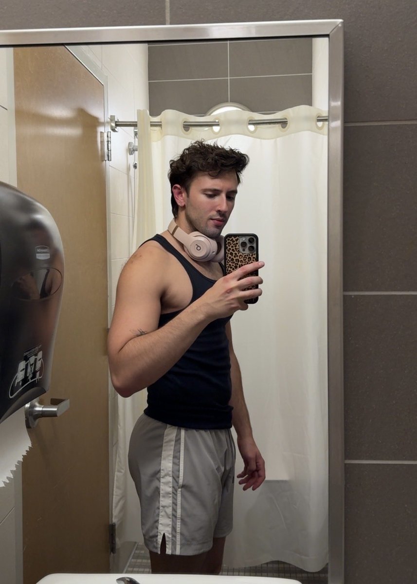 put ya headphones on