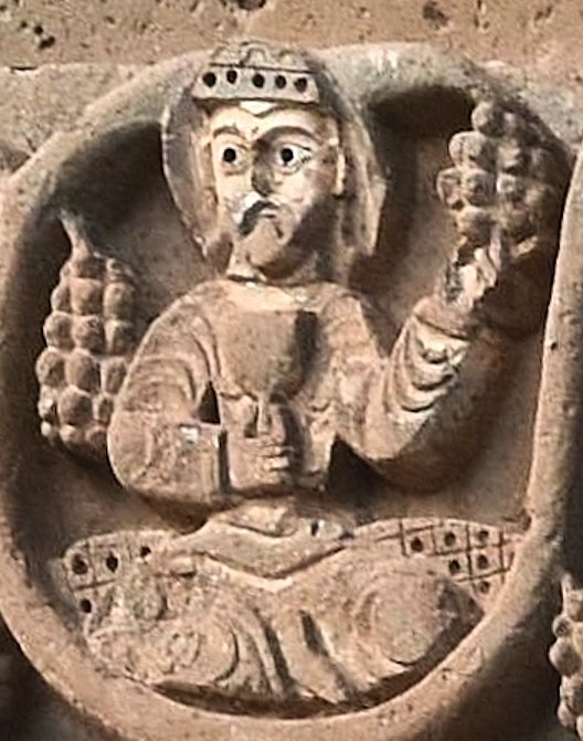 AlenziTariq's tweet photo. أحد الخلفاء العباسين ( جعفر المقتدر بالله) وأحد حراسه من الجنود الأتراك .
زخرفة جدارية من دير أختمار في شرقي تركيا يعود تاريخها إلى سنة ٩١٢-٩١٥ م https://t.co/qya46DeUM1