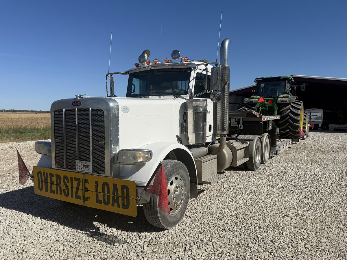 Another day, another tractor delivery 💪