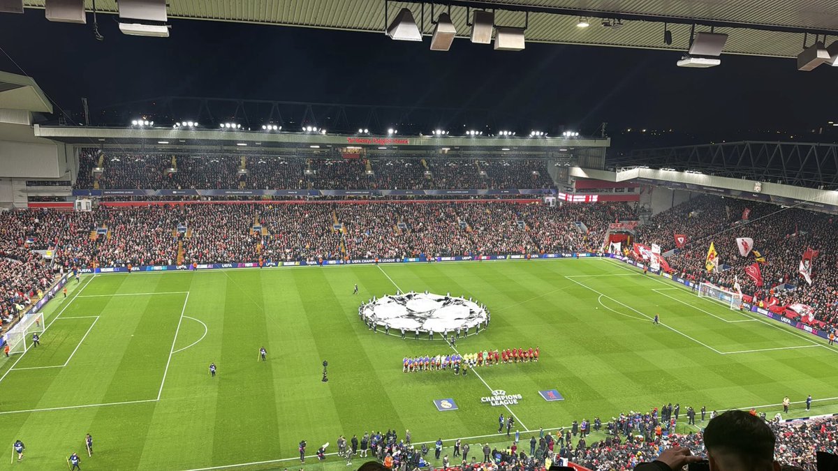 samwesthead_'s tweet photo. @REDticketMenIRE @REDTICKETSYNWA_ @FVAllRedTickets @REDticketMenIRE 🤝 https://t.co/rRKUGOXqnv