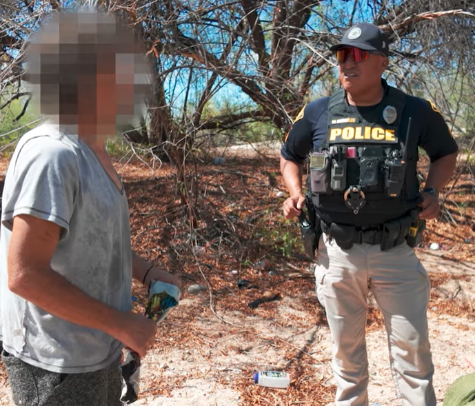 The City of Tucson recently held a Safe City deployment on the south side to combine <a href="/Tucson_Police/">Tucson Police Dept</a> Department  enforcement actions with drug treatment, housing assistance, and trash clean up. Learn more in this story from <a href="/KOLDNews/">KOLDNews</a> 13 bit.ly/47TieLM.  
#SafeCity